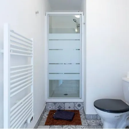 Le Clos De L'olivier 82 Apartment