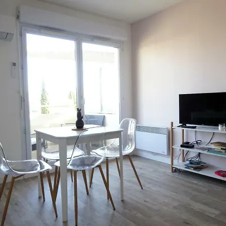 Apartment Le Clos De L'olivier 82